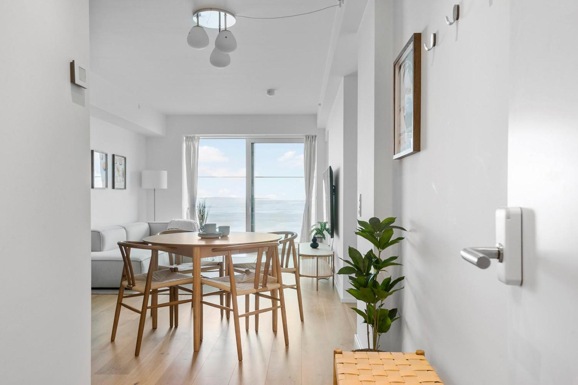 Endless Ocean Views With Private Balcony Apartment Aarhus Exterior photo
